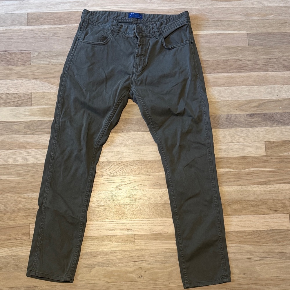 Zara Men's Khaki Chinos